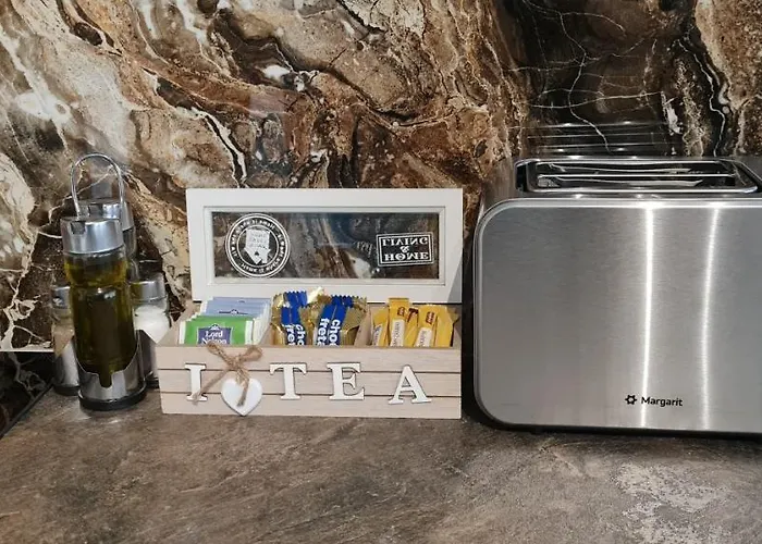 New Stylish Apartment In Athens!